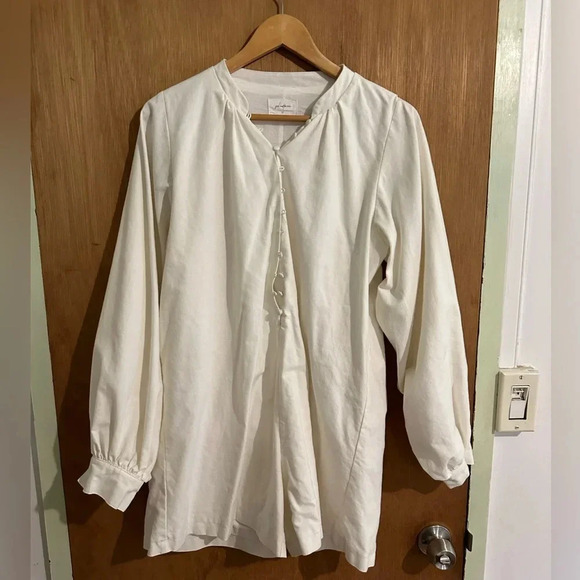 Elegant White Jumpsuit - Picture 3 of 4